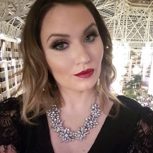 Meet your Posher, Meredith